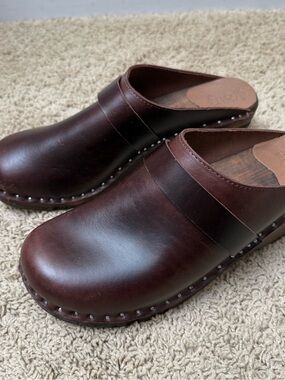 Women's Brown Swedish Troentorp Clogs